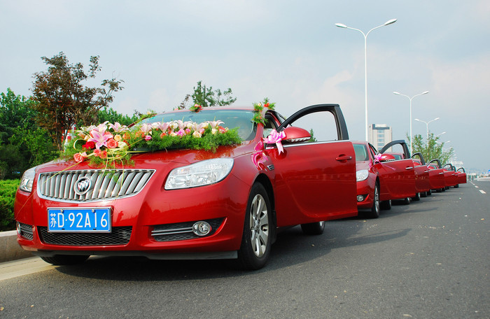 常州红君威专业婚庆车队红色进行曲完美演绎|