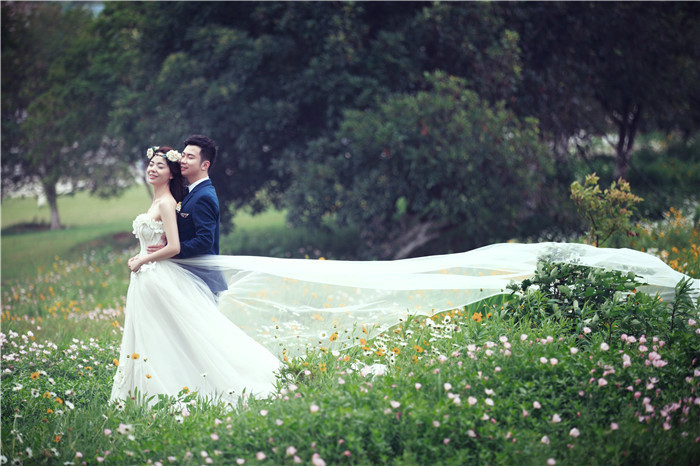 潘阳的婚纱_潘阳性感(3)