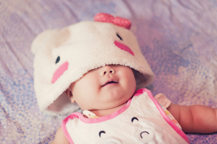 给同事女儿拍的写真,4个月大。|无敌宝宝秀