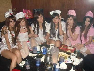 招女服务员--我们给你提供更加优越的工作环境