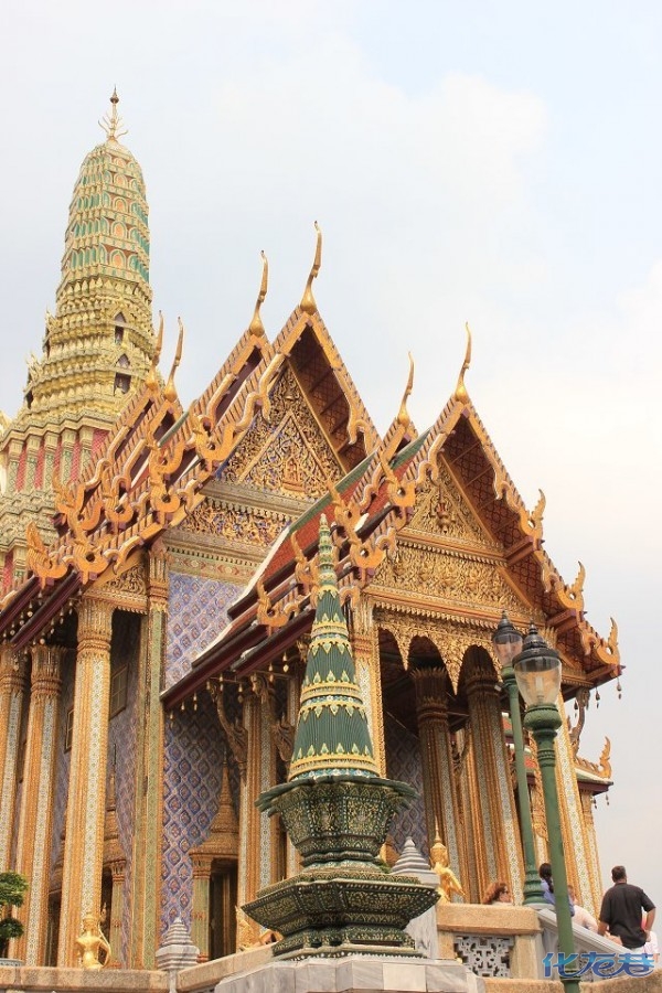 泰囧之旅泰好吃-芒果糯米饭特别,海南鸡饭鲜美