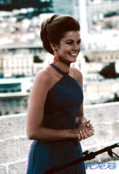 解读戛纳开幕影片主人公《摩纳哥王妃》, 回顾