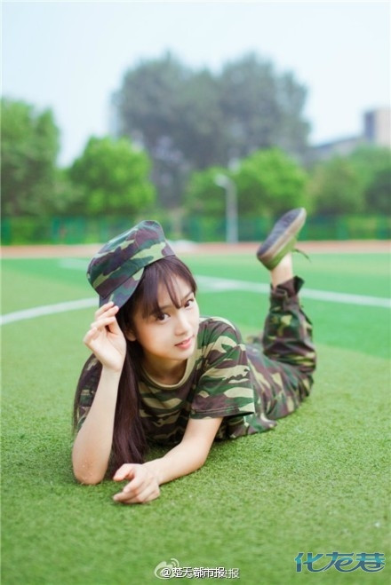 浙大军训女神完胜<em>奶茶妹</em>,注定只是别家的。你