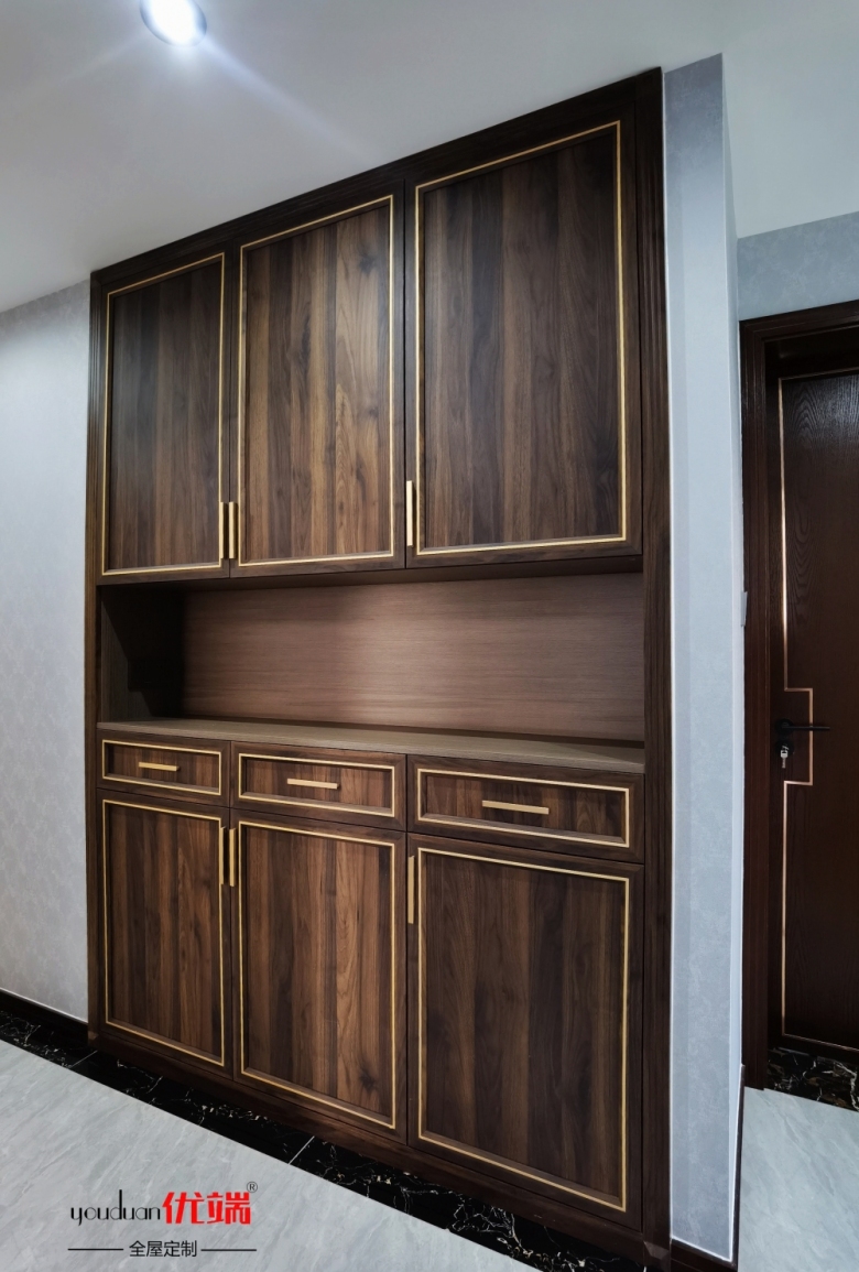 新中式门板造型图片