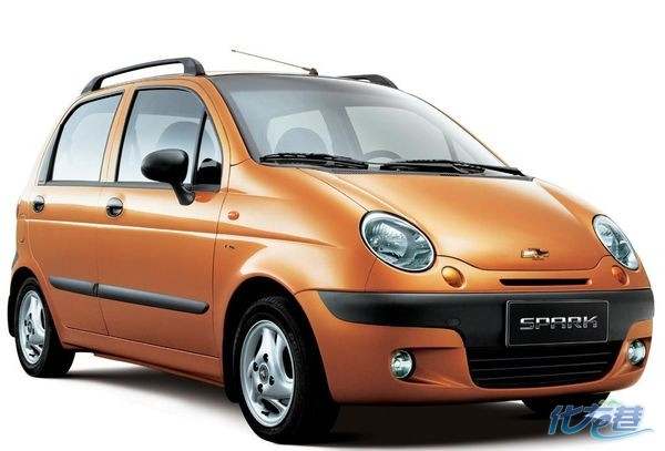 上下班开开,方便家里大人孩子遮风挡雨,5万左右的家庭经济型车!