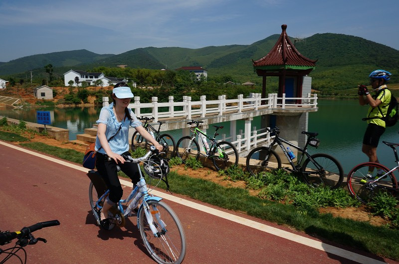 风和日丽,风景如画,骑行活动纪实:宜兴龙池山自行车公园